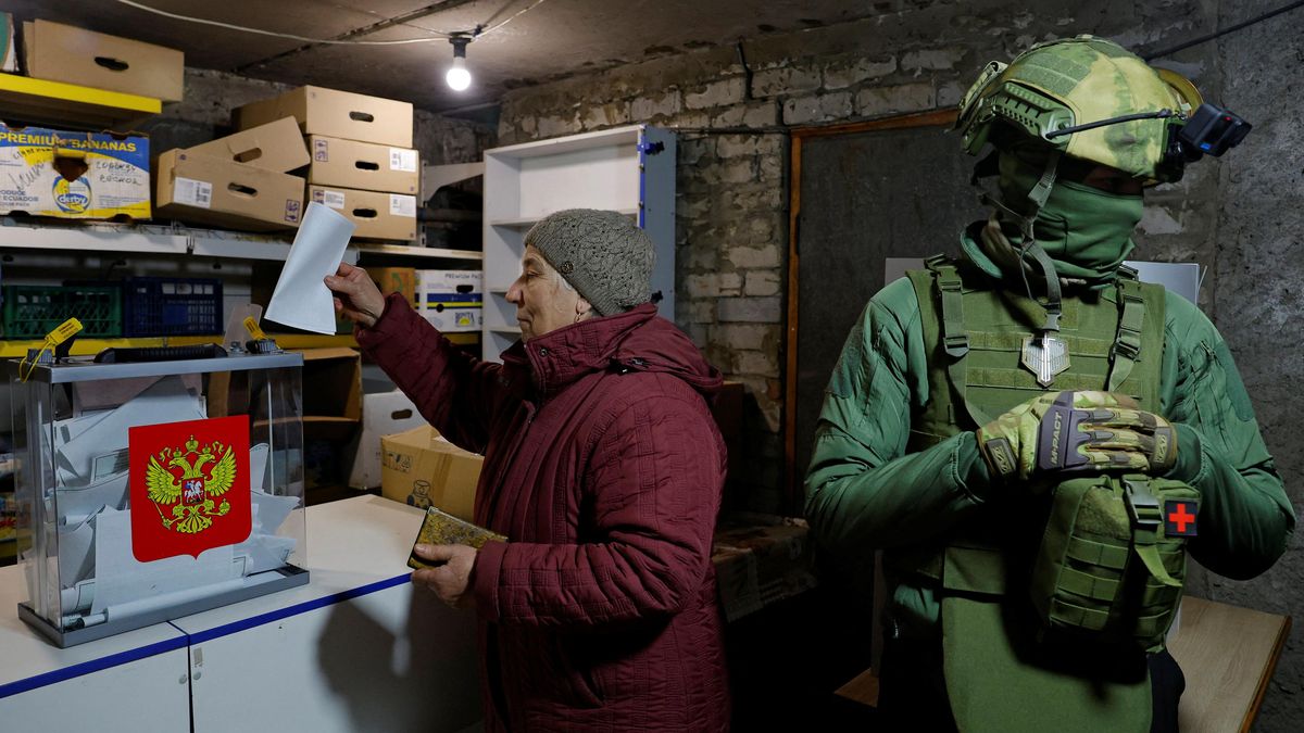 Noc dronů. Ukrajinci měli zasáhnout volební místnost, Rusové taktéž nezaháleli